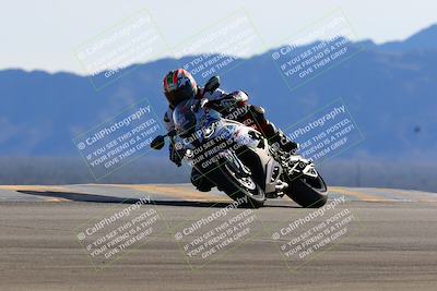 media/Jan-08-2022-SoCal Trackdays (Sat) [[1ec2777125]]/Turn 9 (125pm)/